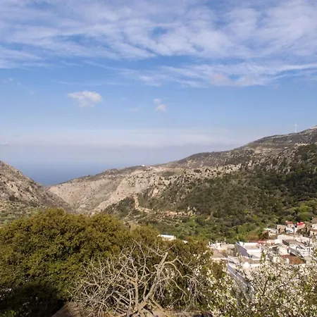 Marina's Traditional Stone House *