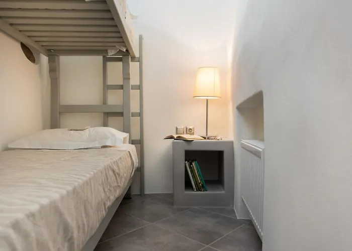 Marina's Traditional Stone House *