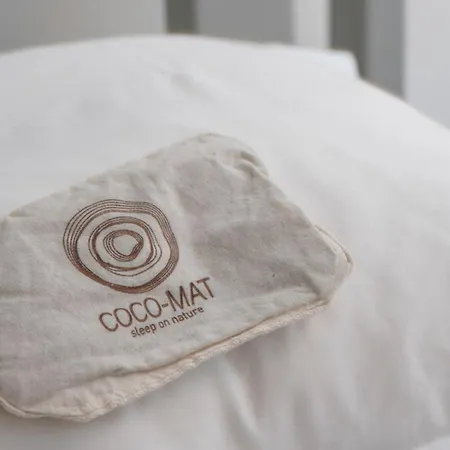 Marina's Traditional Stone House בית נופש