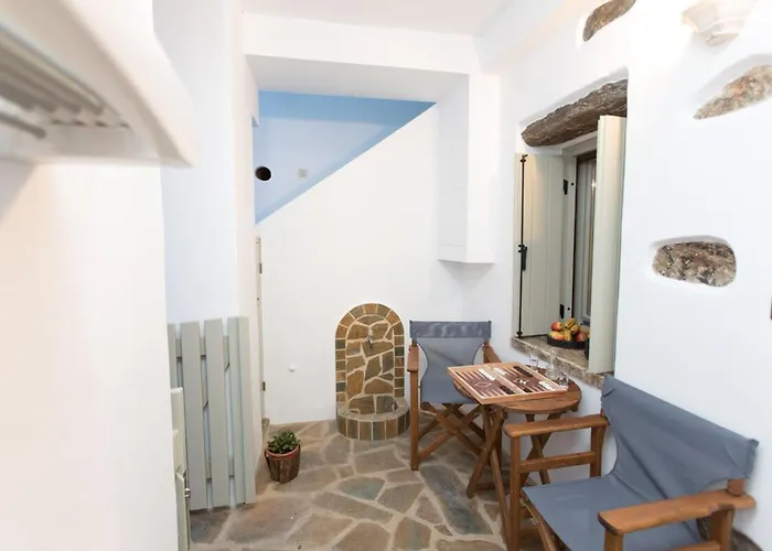 Holiday home Marina's Traditional Stone House Koronos