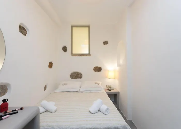 Marina's Traditional Stone House Holiday home